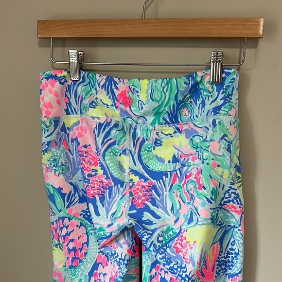 LILLY PULITZER The Weekender Crop Mermaid Cove Legging Blue Pink Green Sz S - Picture 7 of 15